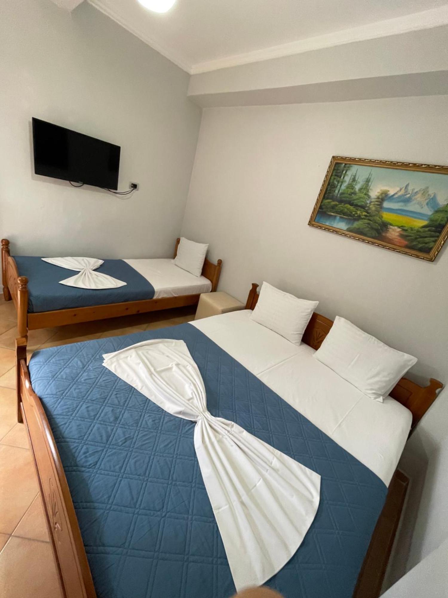Hotel Aroma Përmet エクステリア 写真